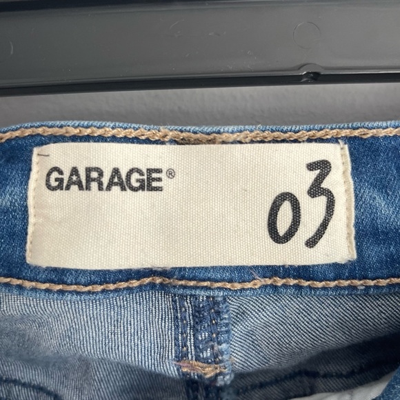 Garage Medium Wash Skinny Jeans - Picture 4 of 4